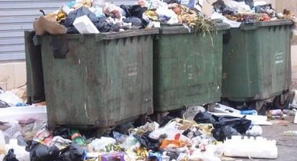 أكادير : المجلس البلدي يوضح بخصوص غياب واختفاء حاويات الأزبال بحي بوتشكات