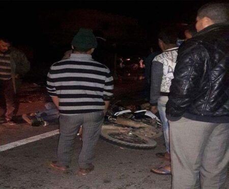 سلامة... دراجة نارية c90 تصطدم بعمود كهربائي واحتراق صاحبها ونقله في حالة حرجة للمستعحلات