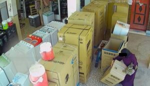 درك آيت أورير يعتقل زوجين متورطين في سرقة تجهيزات إلكترومنزلية