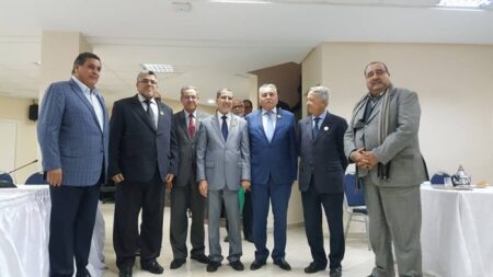 هذا هو البلاغ الذي أصدرته أحزاب الأغلبية الحكومية بخصوص مسيرة الغد هذا هو البلاغ الذي أصدرته أحزاب الأغلبية الحكومية بخصوص مسيرة الغد