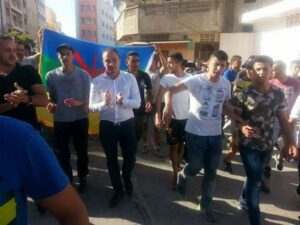 مستشار الرئيس الفرنسي ماكرون في قلب مسيرة الحسيمة