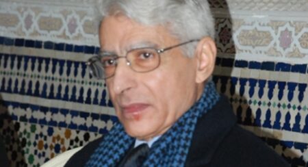 مثير:مستشار الملك: تصرف الحكومة والأحزاب بإسناد كل شيئ للملك يضعه في موقف محرج مثير:مستشار الملك: تصرف الحكومة والأحزاب بإسناد كل شيئ للملك يضعه في موقف محرج
