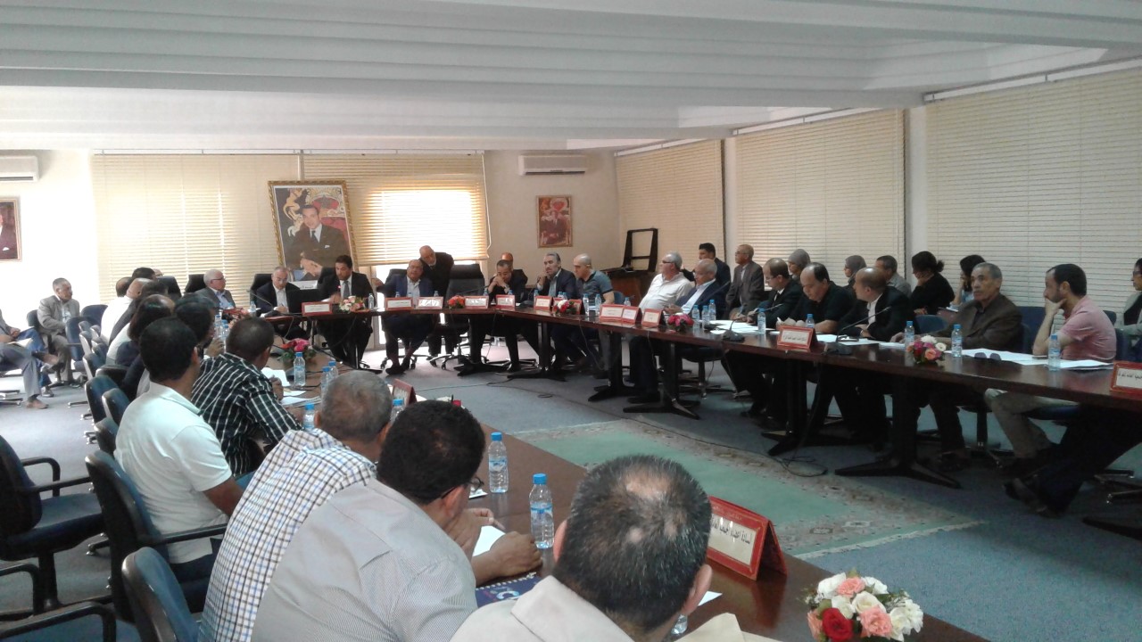أعضاء غرفة التجارة والصناعة والخدمات بأكَادير متخوفون من عدم تنزيل المخطط الجهوي التنموي على أرض الواقع ما لم تدعمه الدولة.