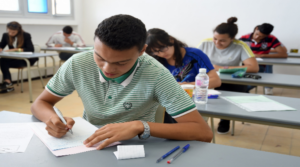 صورة.. شهادة الباكالوريا لمن يدفع أكثر