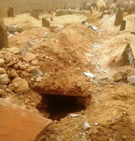 خطير: نبش قبور موتى المسلمين ببويزكارن