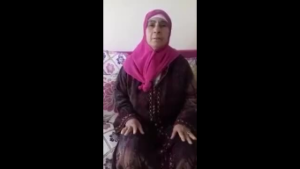 صادم – ام تتألم بعدما تنكر لها أولادها الأربعة و هجروها من دون رجعة.