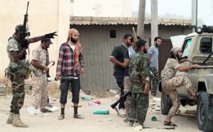 خطير: ميليشيات ليبية تقتل مغاربة بعد التفنن في تعذيبهم بكسر عضامهم والتحرش بهم جنسيا 3 Libya militia 3570580b