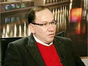 منع صحافي مصري معروف من إمضاء عطلته بأكادير..