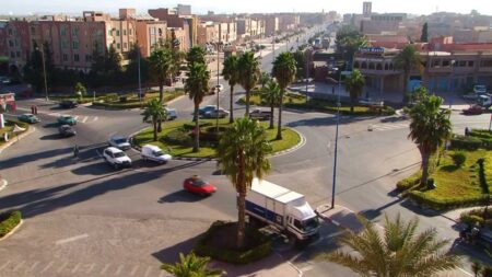 "الشذوذ الجنسي" يغزو شوارع تزنيت