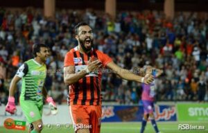 فريق حسنية أكادير يتعاقد مع لاعب تعرف عليه مدرب الفريق بنادي إماراتي 6 q 6