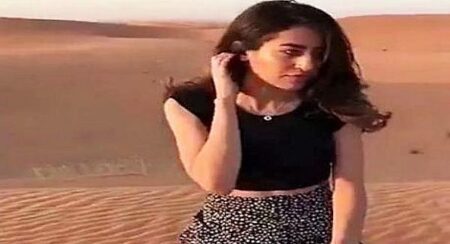 فيديو لفتاة بتنورة قصيرة تتجول في موقع أثري بالسعودية يثير ضجة +الفيديو