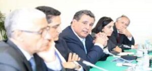 غضبة الملك تجعل أخنوش يلتقي برجال أعمال قصد إقناعهم بهذا الأمر