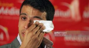 البطل العالمي هشام الكروج يفجر فضيحة بمسقط رأسه.. التفاصيل