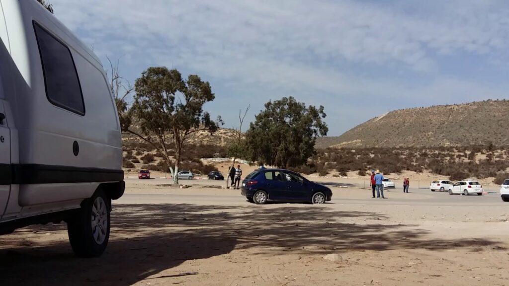 مواطنون بأكادير يفضحون واقع اجتياز امتحان الحصول على رخص السياقة ويستنكرون المزاج السيء للمشرفين على الامتحان