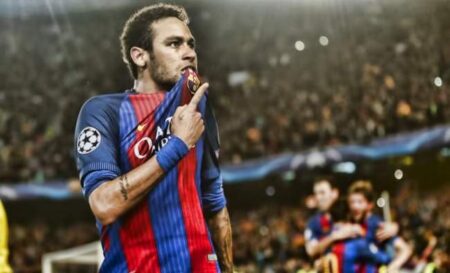 هازارد يقترب من برشلونة لتعويض نيمار