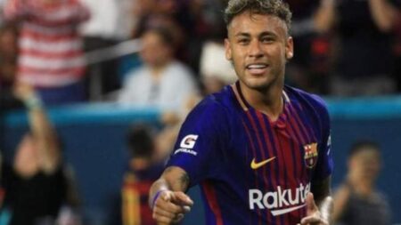 نيمار يكشف أسباب رحيله عن برشلونة