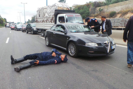 وفاة شرطي وإصابة زميله بكسور خطيرة في حادثة سير مروعة وهذه هي التفاصيل