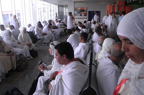 وزارة الأوقاف والشؤون الإسلامية تخرج عن صمتها بخصوص الفيديوهات المنشورة حول ظروف الحجاج المغاربة بالمشاعر المقدسة