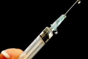 “ممرض” يضع حدا لحياة 90 مريضا….