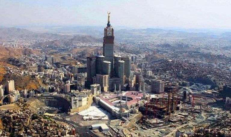 هكذا تحول بيت أبي بكر الصديق إلى فندق هيلتون، وبيت السيدة خديجة إلى مراحيض