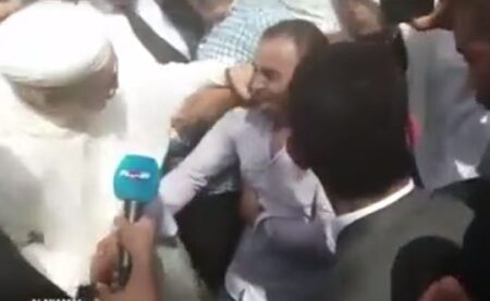 +فيديو:شاهد بنكيران يدافع عن مواطن بسيط "سلخه"حراسه الشخصيون