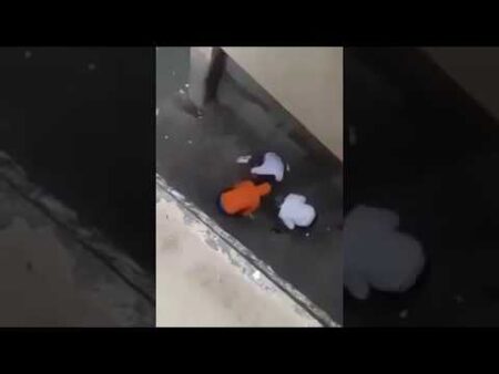 ثلاثة لصوص بالمعاضيد كايتقاسمو داكشي اللي شفرو في الصباح بكري