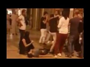 فيديو خطير: شاهد ما الذي جرى بين “فيدورات” حانة وعدد من الزبائن بالرباط