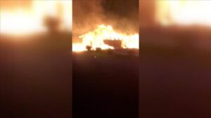 +فيديو: جريمة كراهية..مسجد وسط السويد يتعرض لحريق “متعمد”