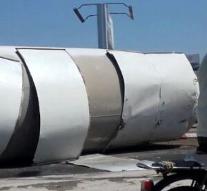 سقوط صهريج على متن شاحنة يسبب في إغلاق الطريق بين مراكش واكادير