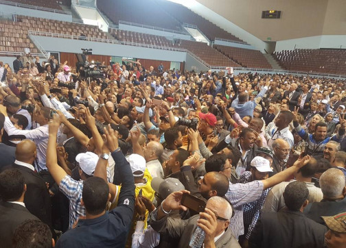 نايضة في مؤتمر حزب الاستقلال باشتوكة: هراوات و سيوف تحول فضاء المؤتمر إلى ساحة حرب بامتياز بموازاة ألوان من السب و الشتم و العراك