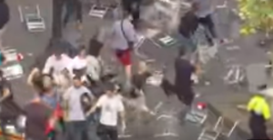 اصطدامات عنيفة بين مؤيدي ومعارضي الإنفصال في برشلونة