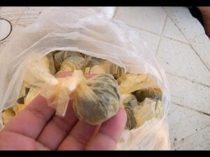 الدرك يضرب بقوة ويوقف الغارق لأكادير ب”النفحة”، بعد إخفائها بطريقة غريبة وسط سيارته