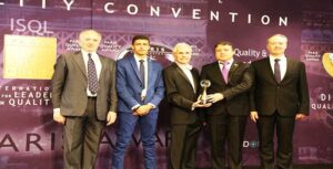 شركة “مامنيل” بأكادير تنتزع جائزة الكونفدرالية الدولية للأعمال في دبي