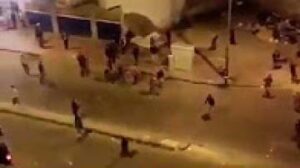 هكذا أشعل التحرش بفتاة نيران المواجهات القوية بين مغاربة و مهاجرين أفارقة