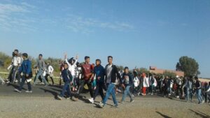 محاولة اختطاف و اغتصاب تلميذتين تدفع العشرات من التلاميذ إلى الخروج في مسيرة احتجاج عارمة.