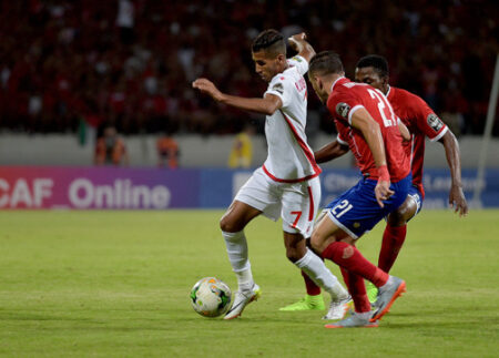 القنوات المجانية التي ستنقل المباراة النارية لنهائي دوري أبطال إفريقيا بين الأهلي المصري والوداد الرياضي.