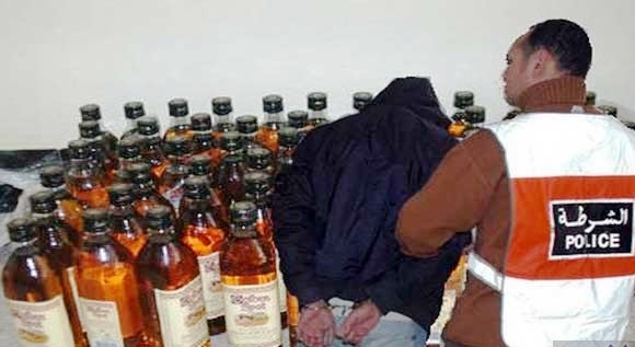 عاجل بإنزكان: ضبط آلاف من قنينات الخمور مهربة وسط مواد غذائية داخل شاحنتين كبيرتين بالمنطقة الصناعية بأيت ملول.