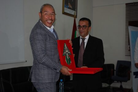 في لقاء تواصلي له بأكادير نور الدين مفتاح :"33 مؤسسة تكوينية بالمغرب في قطاع الإعلام غير خاضعة للمراقبة وليس لديها مناهج موحدة ومعروفة".