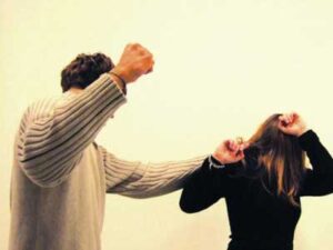 أكثر أنواع العنف الممارس ضد المغربيات يكشف عنها تقرير حقوقي..