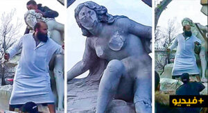 بالفيديو:ملتح خرب تمثال امرأة عارية يثير ضجة كبيرة