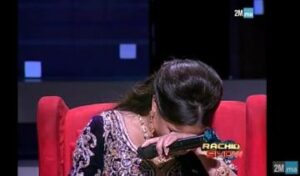 دنيا تبكي بسبب والدتها في “رشيد شو”