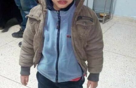أكادير بالصورة:معاناة الطفل "نبيل" المتخلى عنه مستمرة و خيريات أكادير ترفض استقباله لأسباب غريبة