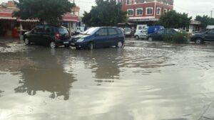 بالصور:جماعة…. تتنفس تحت الماء بإقليم اشتوكة ايت باها