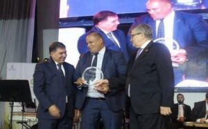 أكادير بالفيديو:بحضور شخصيات وازنة‎.. “تروفيل” يكرم أسماء في إنتاج الخضر والفواكه