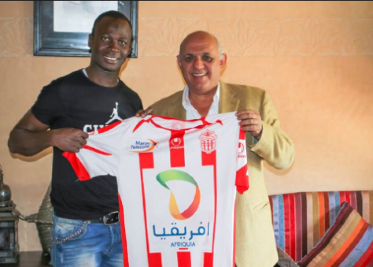 “العائلة” تجبر فريق حسنية أكادير على فسخ عقده مع المدافع الغيني فودي كامارا.
