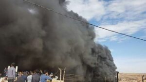 +فيديو: النيران تلتهم ثكنة عسكرية، و خسائر فادحة يخلفها الحادث.