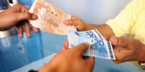 سعر الدرهم في أول يوم من تطبيق قرار التعويم//