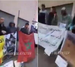 هكذا تمكن لص من سرقة هاتف أحد المتضاهرين أثناء تصويره وقفة احتجاجية