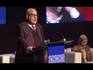 بنكيران يدعو لشكر الى ترك السياسة وممارسة رياضة السومو والأخير يرد!!