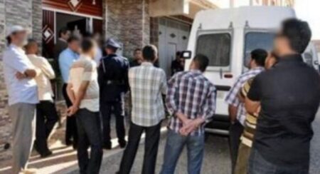 استنفار أمني كبير بهذه المقاهي بأكادير والشرطة تحاصر المكان وتوقف المخالفين